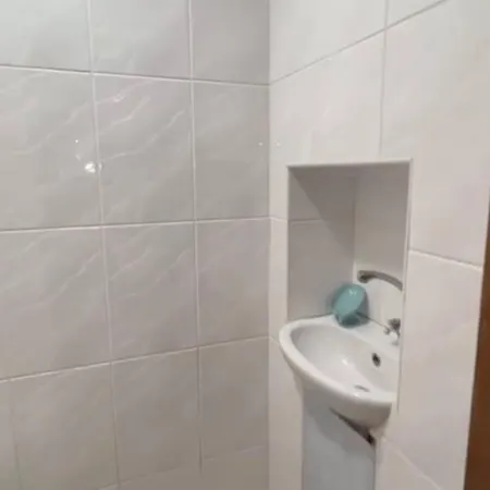 2-кімнатна у центрі одеси поруч ланжерон та отрада Apartment